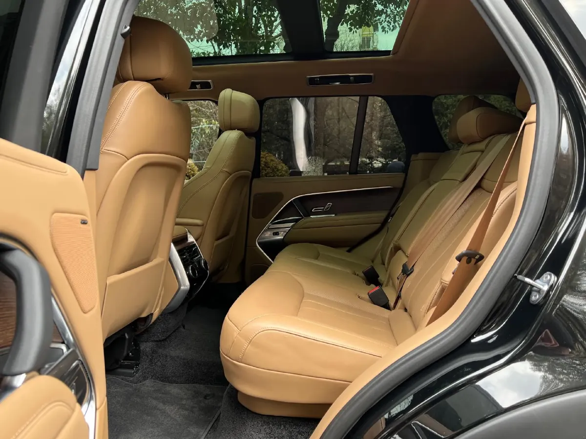 2023 Land Rover Range Rover 3.0T 360HP L6 8AT,autocango,china used car exporter,china ev exporter,chinese used car exporter,chinese used ev exporter