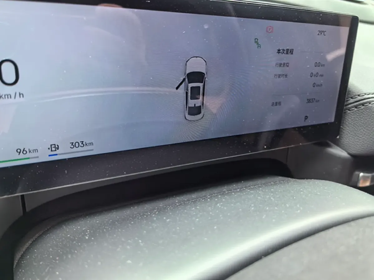 2025 Geely Galaxy A7 1.5L 112HP L4 1DHT PHEV,autocango,china used car exporter,china ev exporter,chinese used car exporter,chinese used ev exporter