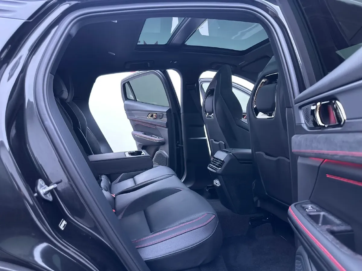 2020 LYNK&CO 05 2.0T 254HP L4 8AT,autocango,china used car exporter,china ev exporter,chinese used car exporter,chinese used ev exporter