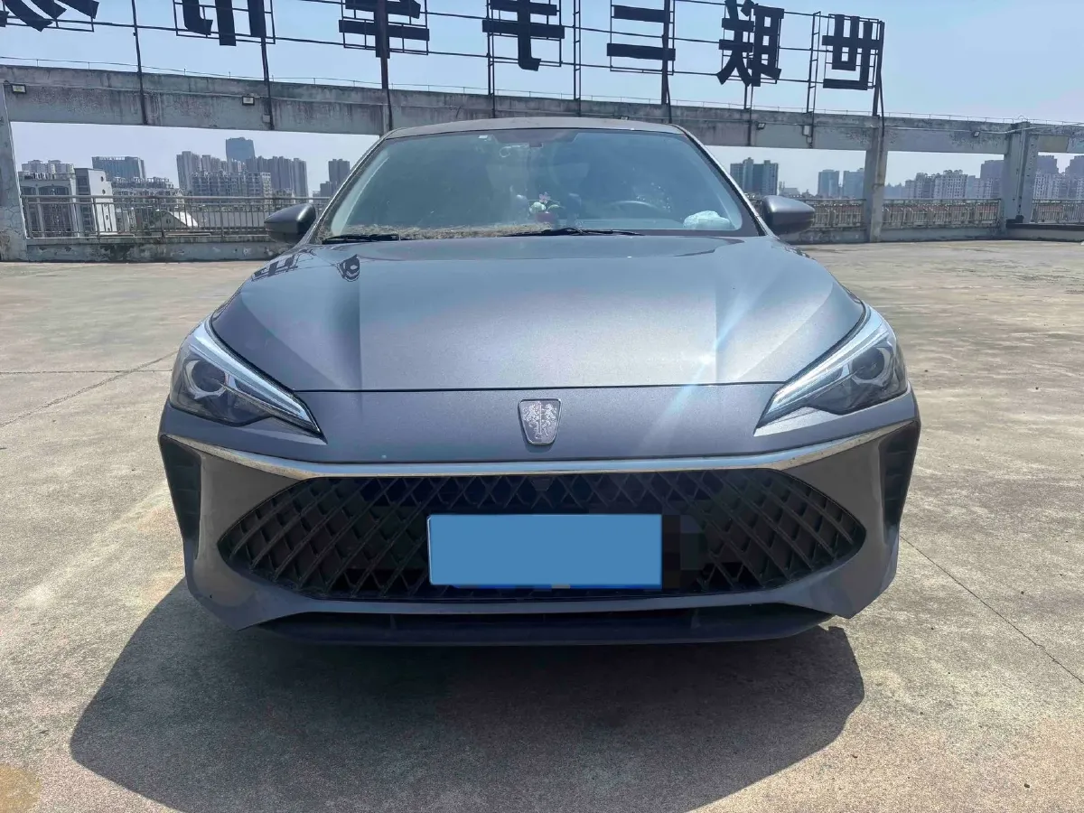 2023 Roewe i5 1.5L 129HP L4 5MT,autocango,china used car exporter,china ev exporter,chinese used car exporter,chinese used ev exporter