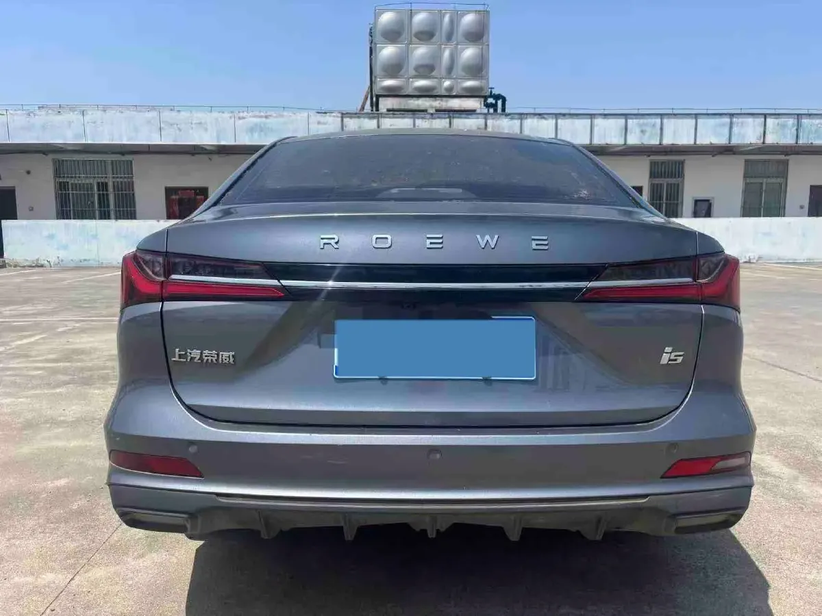 2023 Roewe i5 1.5L 129HP L4 5MT,autocango,china used car exporter,china ev exporter,chinese used car exporter,chinese used ev exporter