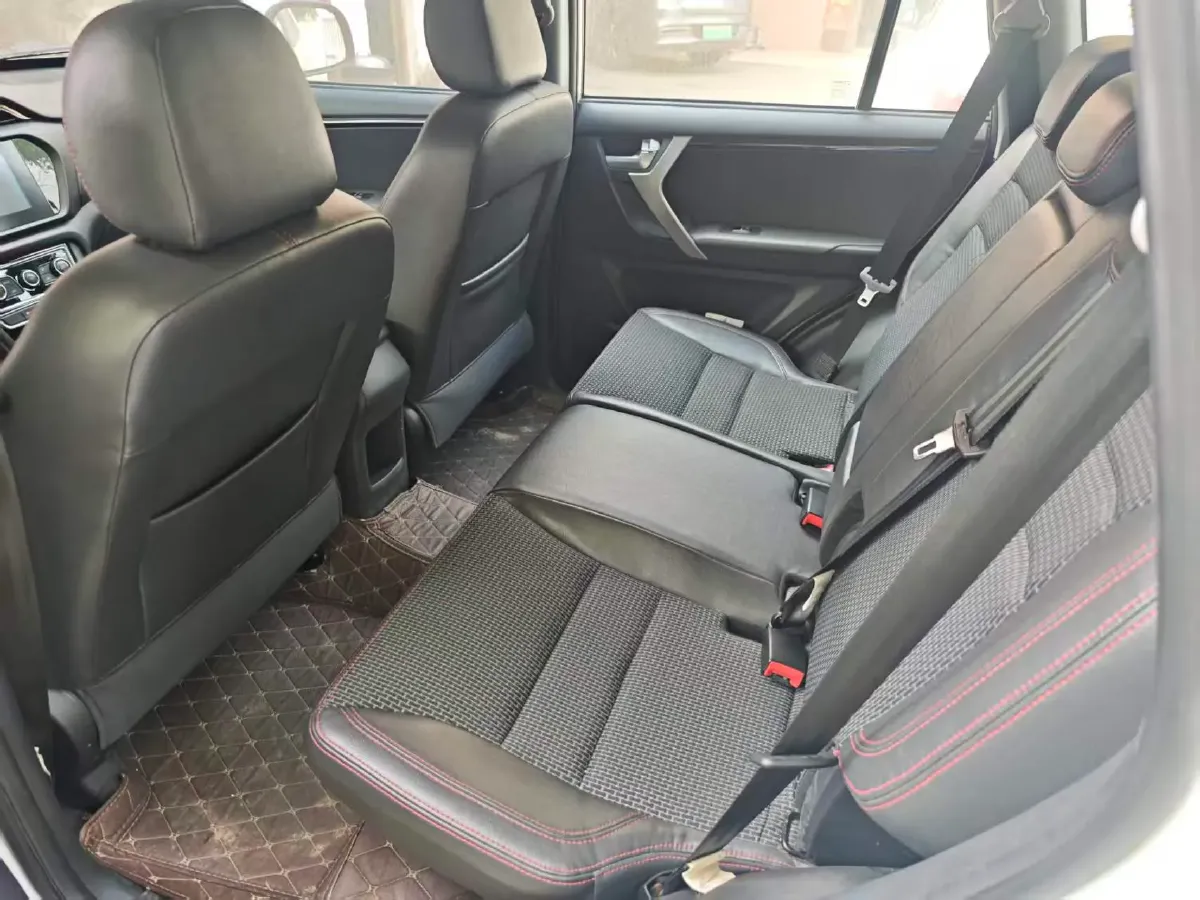 2018 Chery Tiggo 3 1.6L 126HP L4 5MT,autocango,china used car exporter,china ev exporter,chinese used car exporter,chinese used ev exporter