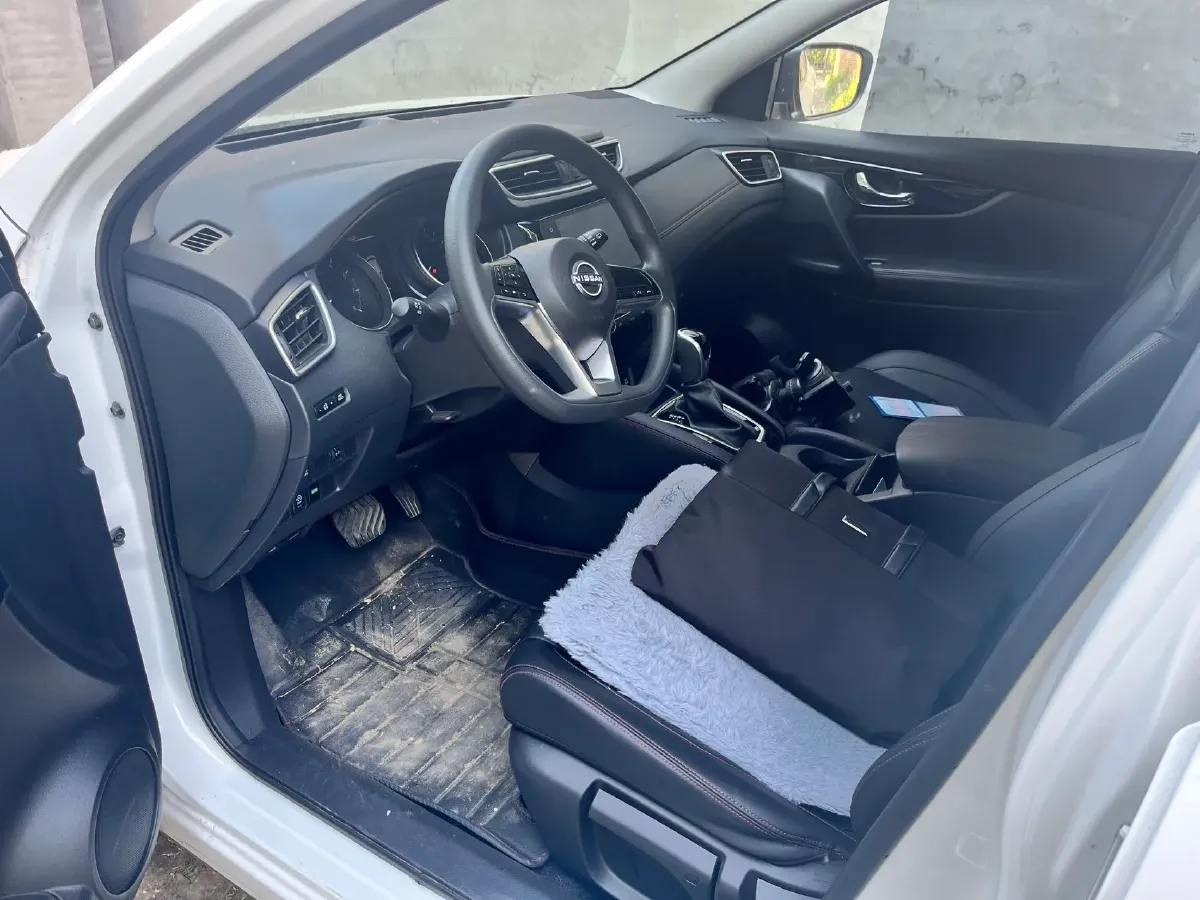 2023 Nissan Qashqai 2.0L 151HP L4 CVT,autocango,china used car exporter,china ev exporter,chinese used car exporter,chinese used ev exporter
