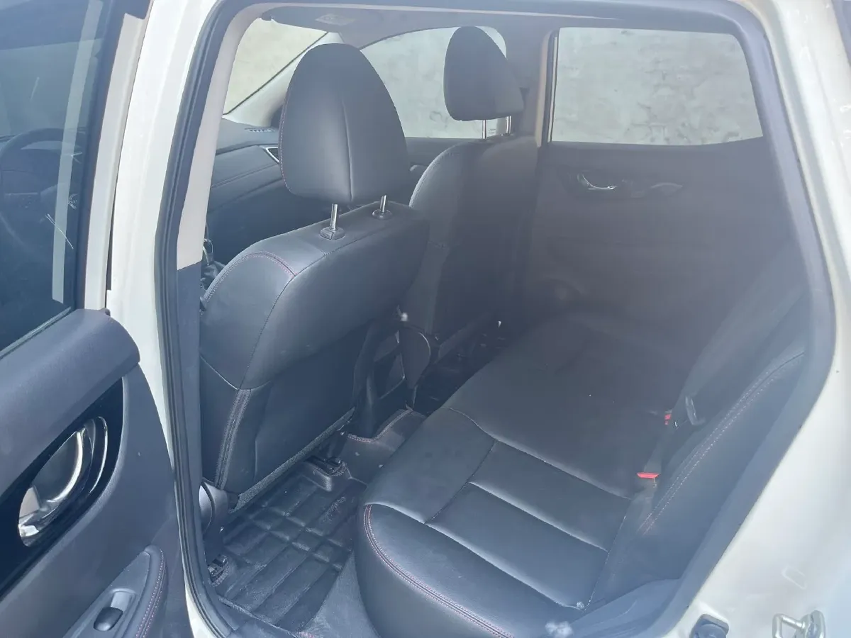 2023 Nissan Qashqai 2.0L 151HP L4 CVT,autocango,china used car exporter,china ev exporter,chinese used car exporter,chinese used ev exporter