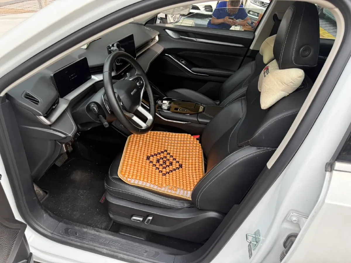 2022 Haval H6 1.5T 184HP L4 7DCT,autocango,china used car exporter,china ev exporter,chinese used car exporter,chinese used ev exporter