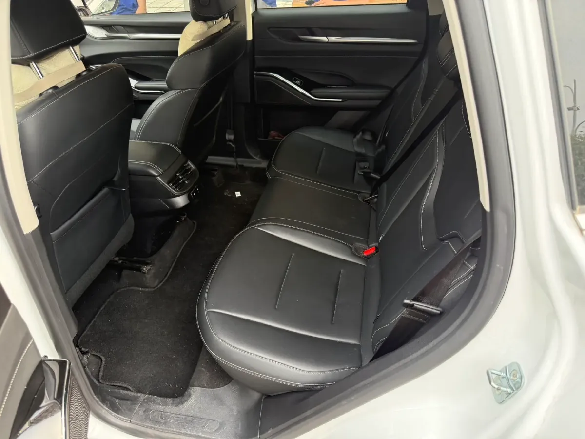 2022 Haval H6 1.5T 184HP L4 7DCT,autocango,china used car exporter,china ev exporter,chinese used car exporter,chinese used ev exporter