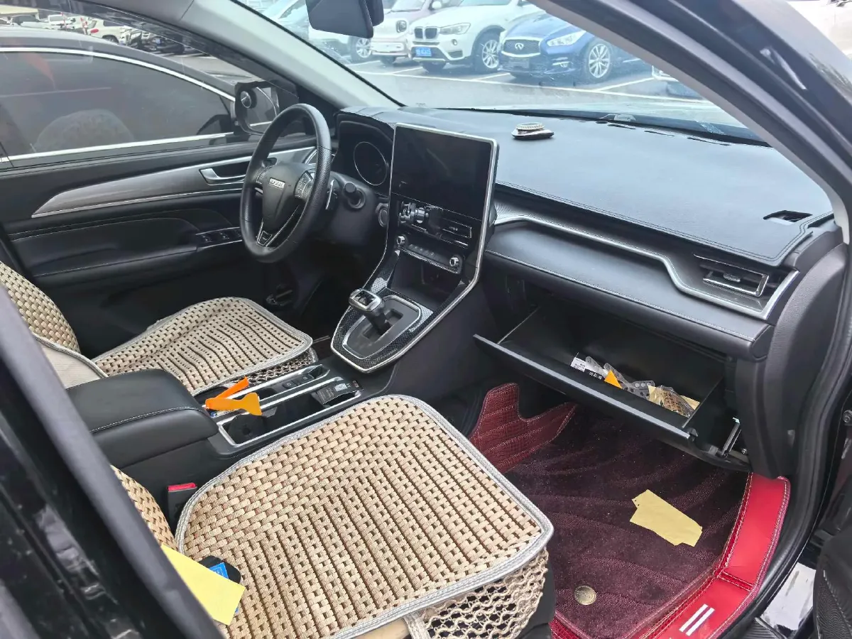2021 Haval M6 1.5T 150HP L4 7DCT,autocango,china used car exporter,china ev exporter,chinese used car exporter,chinese used ev exporter