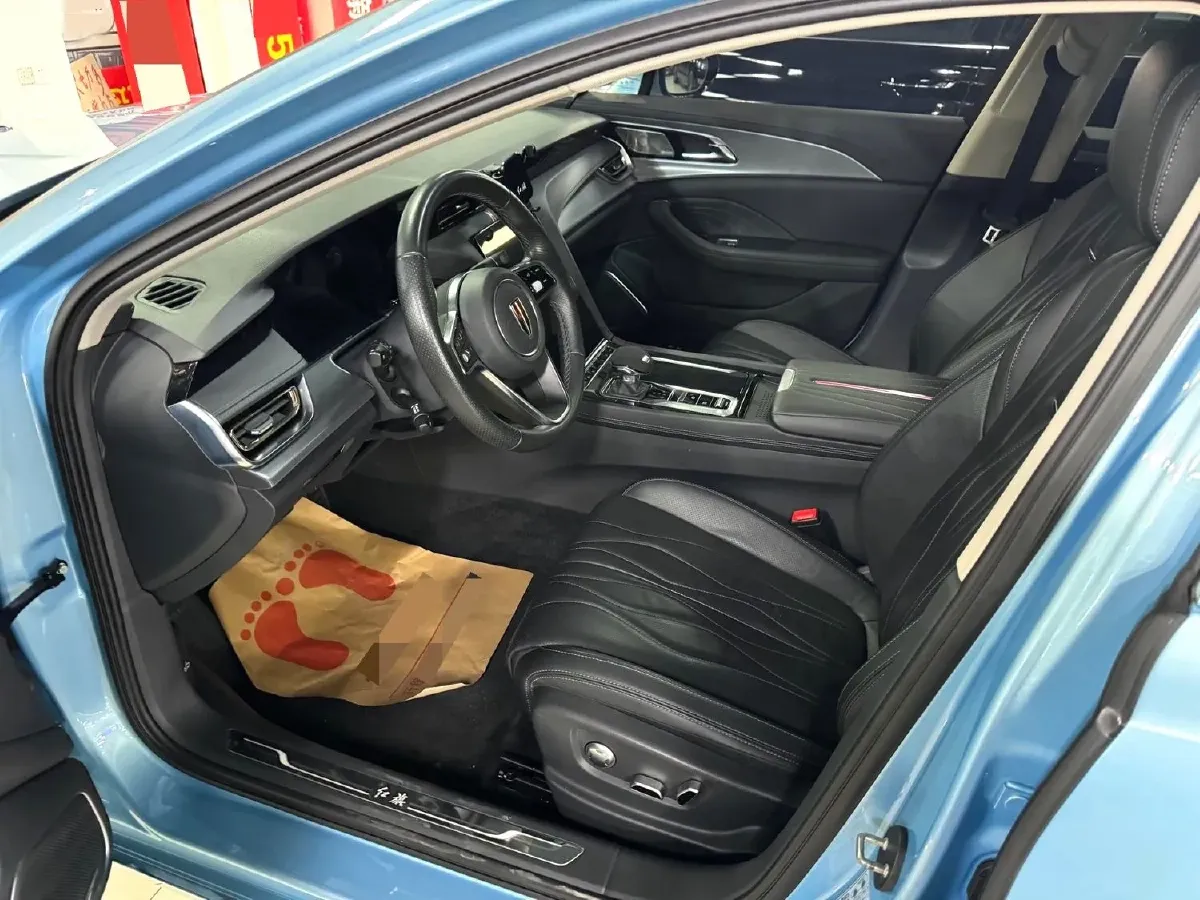 2023 HongQi H5 2.0T 224HP L4 8AT,autocango,china used car exporter,china ev exporter,chinese used car exporter,chinese used ev exporter