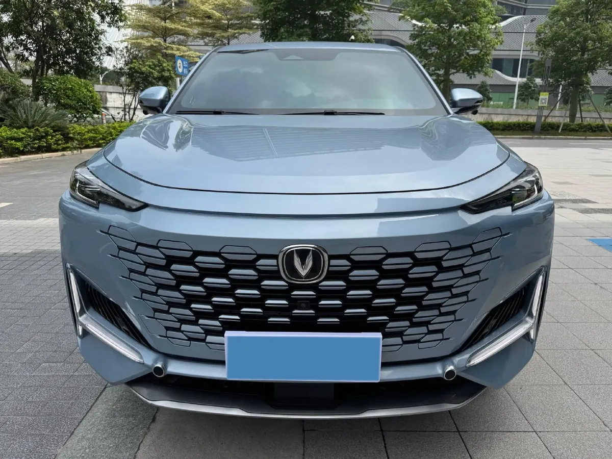 2021 ChangAn UNI-K 2.0T 233HP L4 8AT,autocango,china used car exporter,china ev exporter,chinese used car exporter,chinese used ev exporter