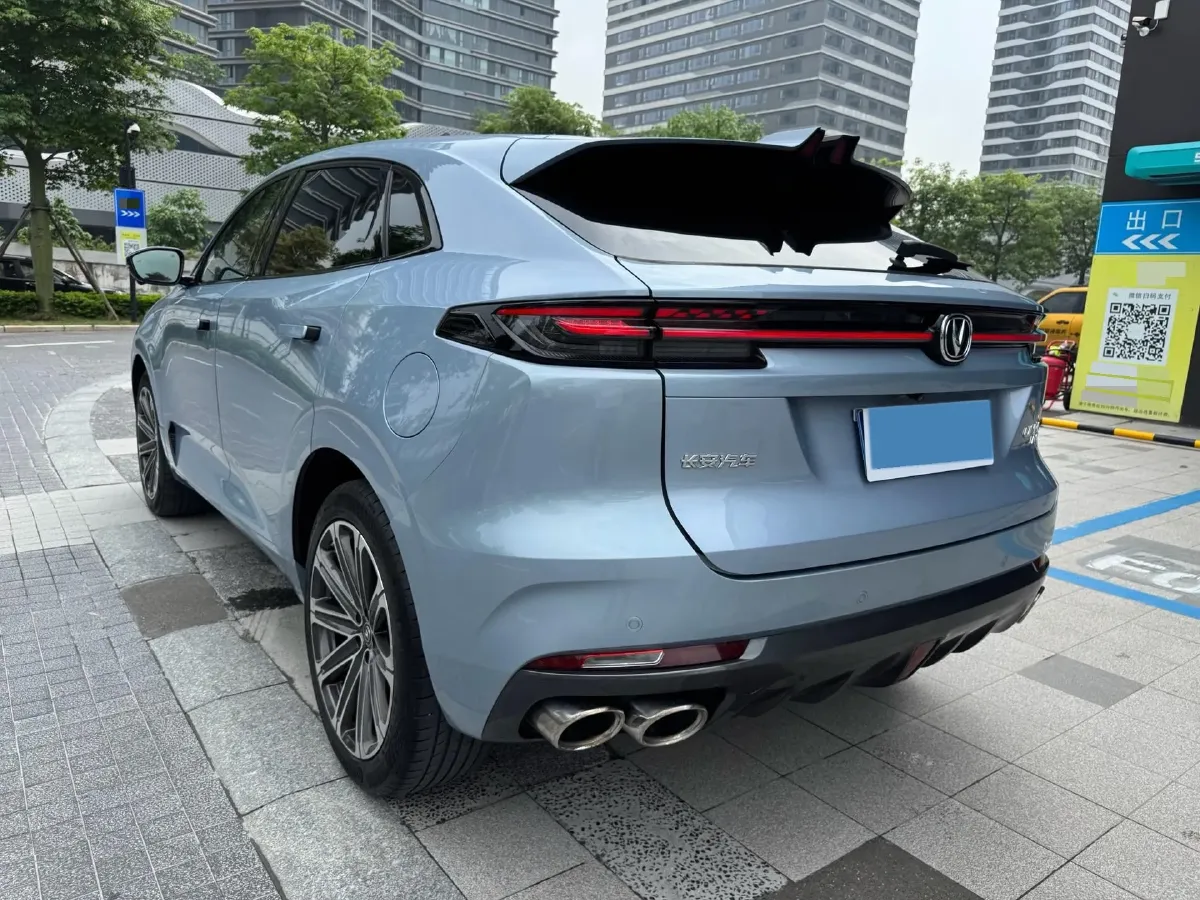 2021 ChangAn UNI-K 2.0T 233HP L4 8AT,autocango,china used car exporter,china ev exporter,chinese used car exporter,chinese used ev exporter