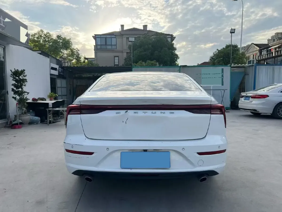 2021 Bestune B70 1.5T 169HP L4 7DCT,autocango,china used car exporter,china ev exporter,chinese used car exporter,chinese used ev exporter