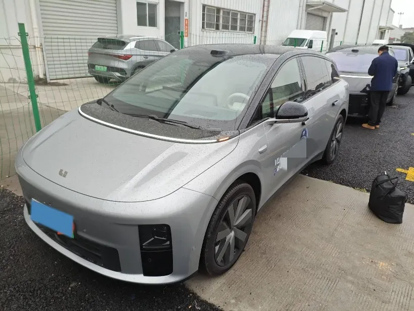 2025 Li i6 BEV,autocango,china used car exporter,china ev exporter,chinese used car exporter,chinese used ev exporter