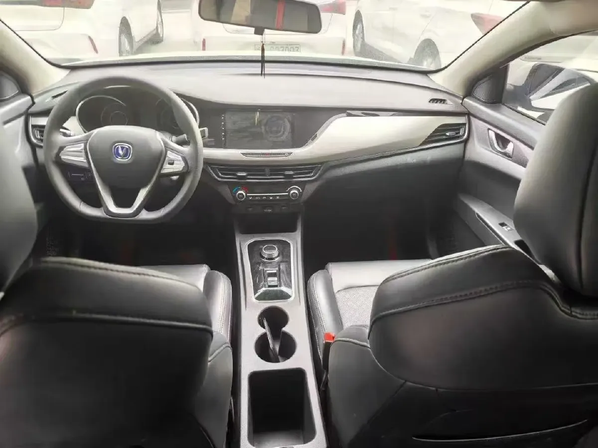 2022 ChangAn Eado BEV 47.78KWH,autocango,china used car exporter,china ev exporter,chinese used car exporter,chinese used ev exporter