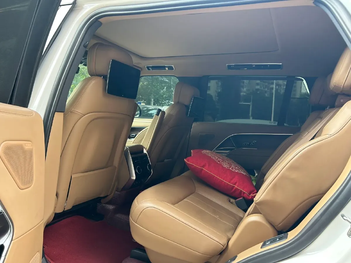 2024 Land Rover Range Rover 3.0T 400HP L6 8AT,autocango,china used car exporter,china ev exporter,chinese used car exporter,chinese used ev exporter