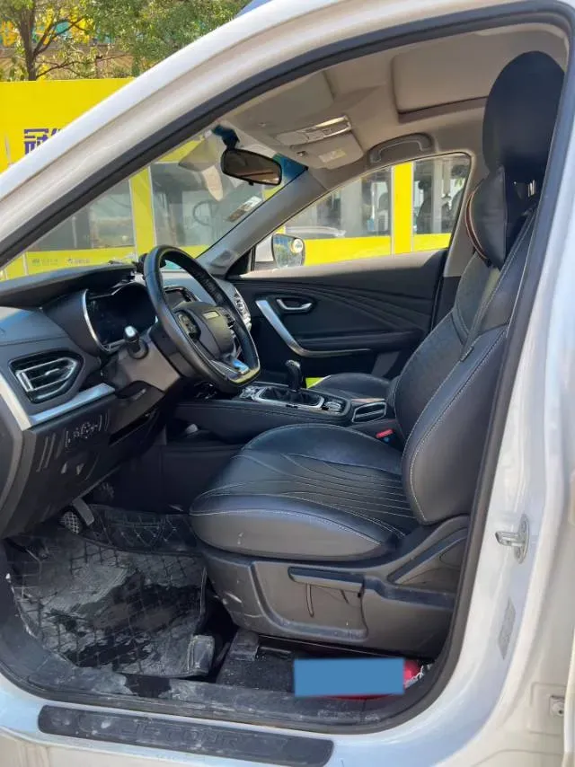 2018 Traum S70 1.5T 156HP L4 5MT,autocango,china used car exporter,china ev exporter,chinese used car exporter,chinese used ev exporter