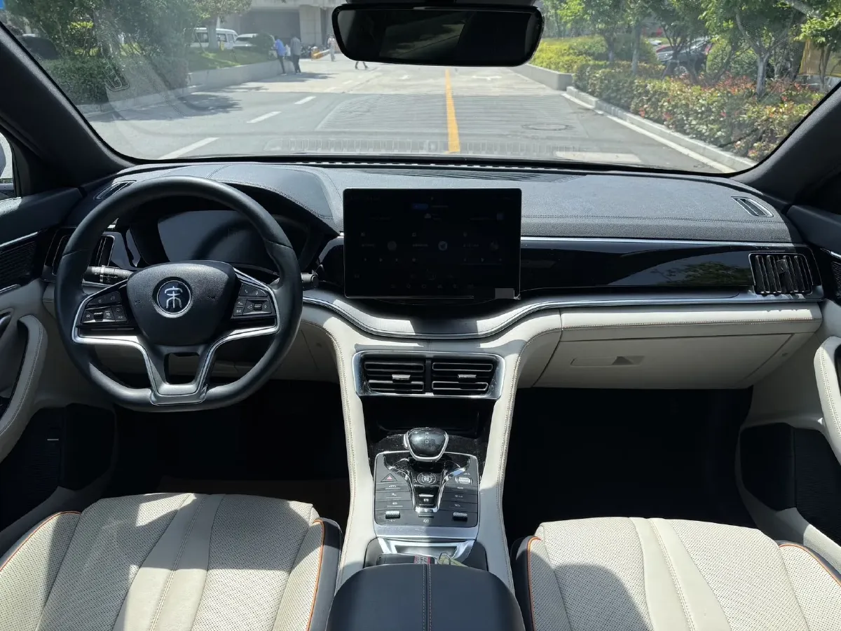 2022 Hyundai Tucson 2.0L 150HP L4 6AT Hybrid,autocango,china used car exporter,china ev exporter,chinese used car exporter,chinese used ev exporter