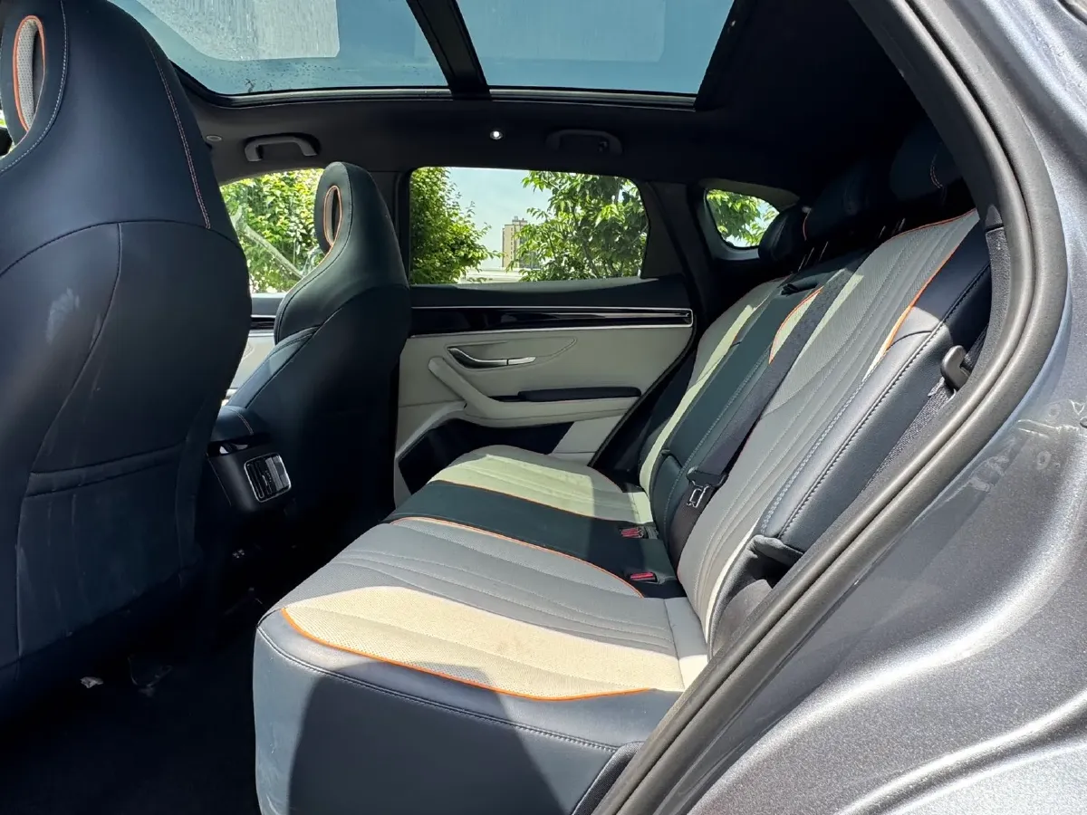 2022 Hyundai Tucson 2.0L 150HP L4 6AT Hybrid,autocango,china used car exporter,china ev exporter,chinese used car exporter,chinese used ev exporter