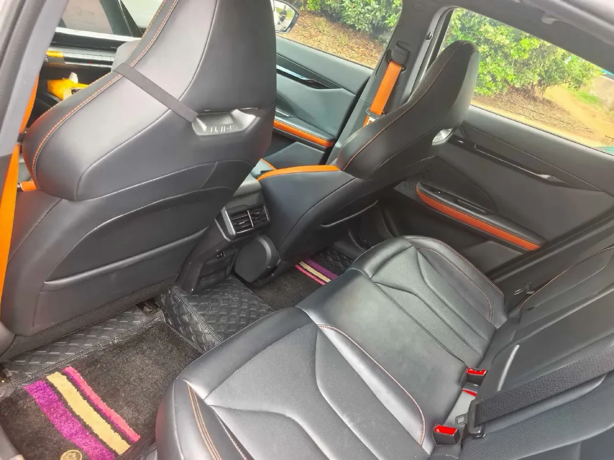 2022 ChangAn UNI-V 1.5T 188HP L4 7DCT,autocango,china used car exporter,china ev exporter,chinese used car exporter,chinese used ev exporter