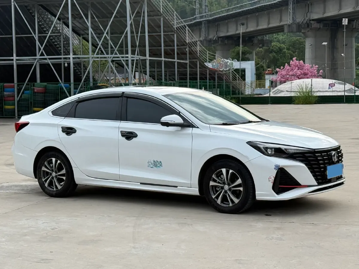 2022 ChangAn Eado 1.4T 160HP L4 7DCT,autocango,china used car exporter,china ev exporter,chinese used car exporter,chinese used ev exporter