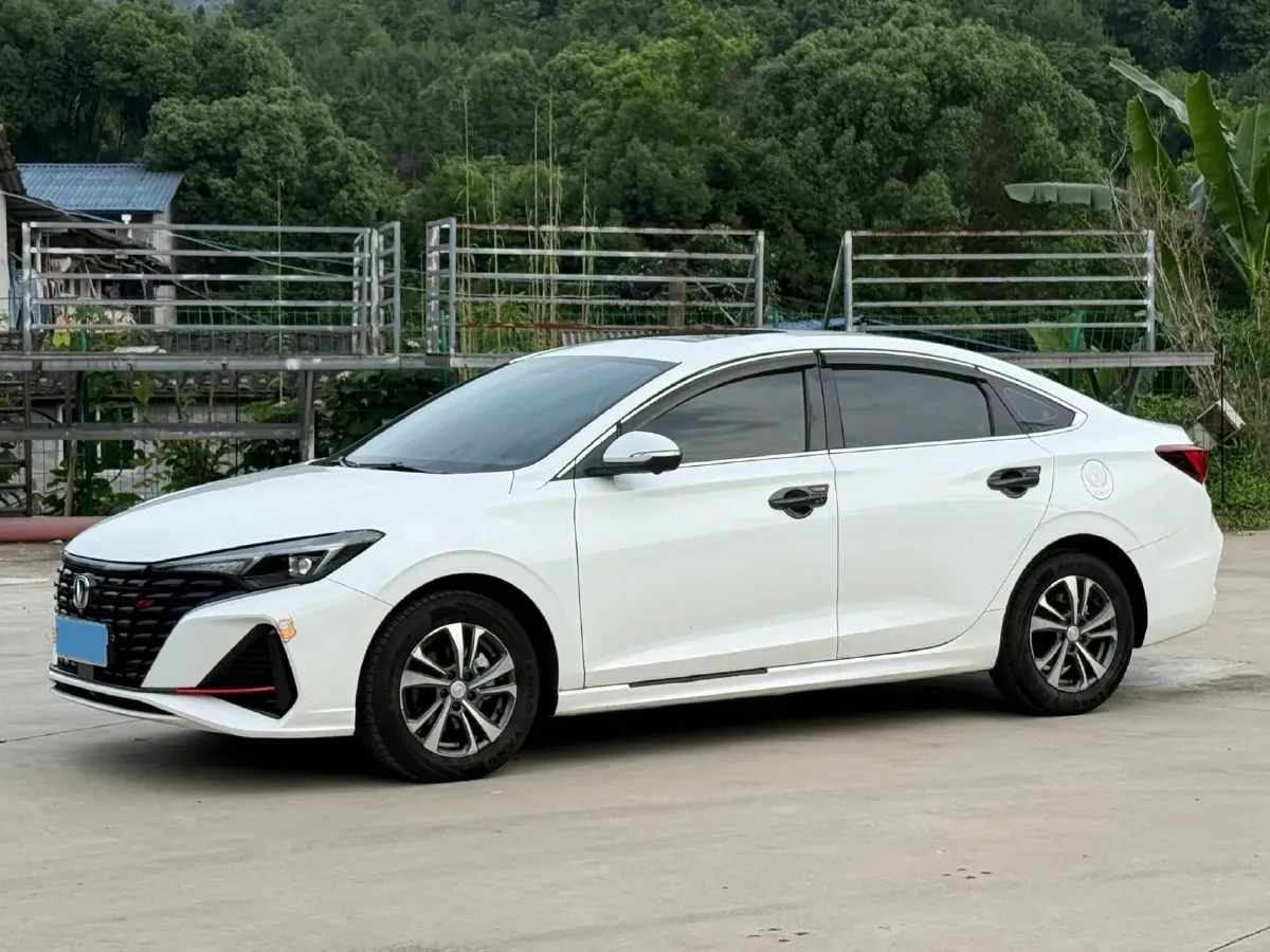 2022 ChangAn Eado 1.4T 160HP L4 7DCT,autocango,china used car exporter,china ev exporter,chinese used car exporter,chinese used ev exporter