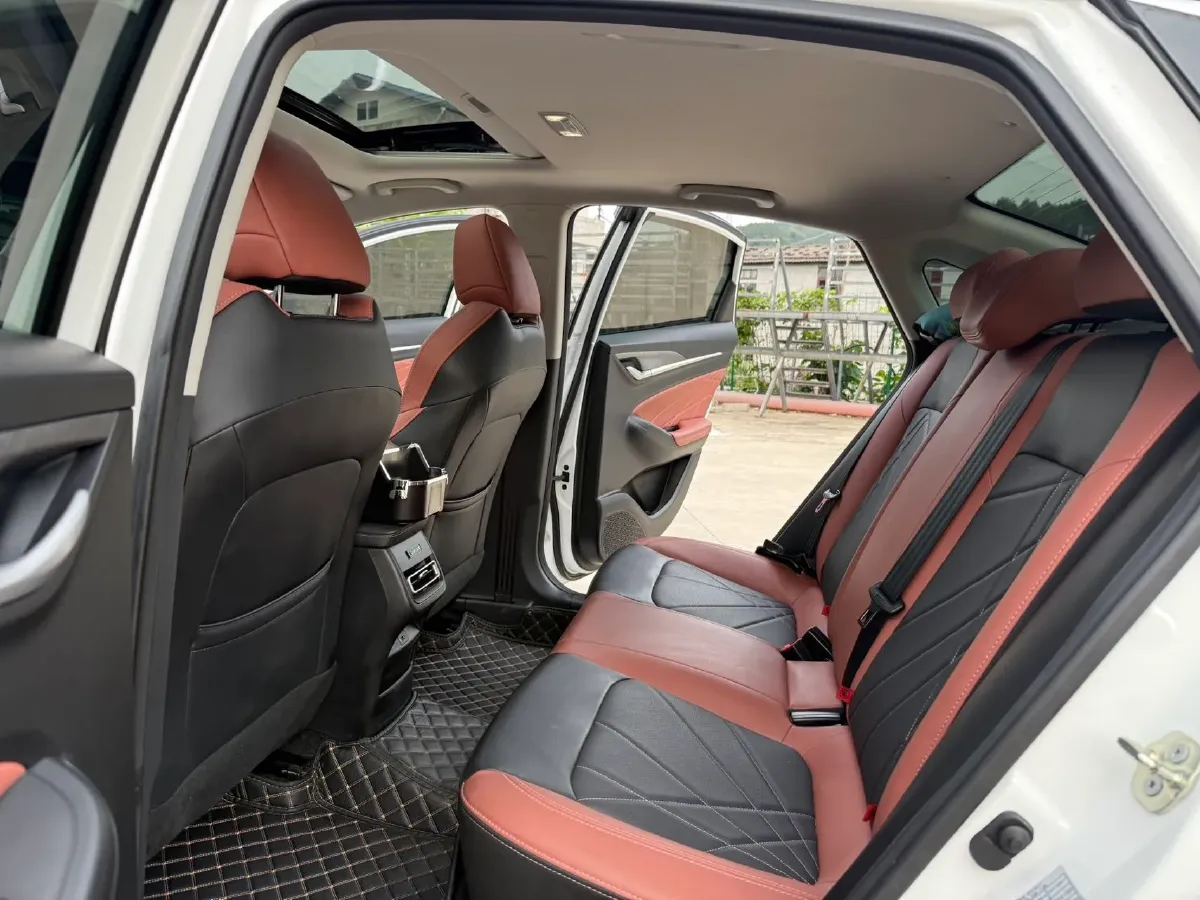 2022 ChangAn Eado 1.4T 160HP L4 7DCT,autocango,china used car exporter,china ev exporter,chinese used car exporter,chinese used ev exporter