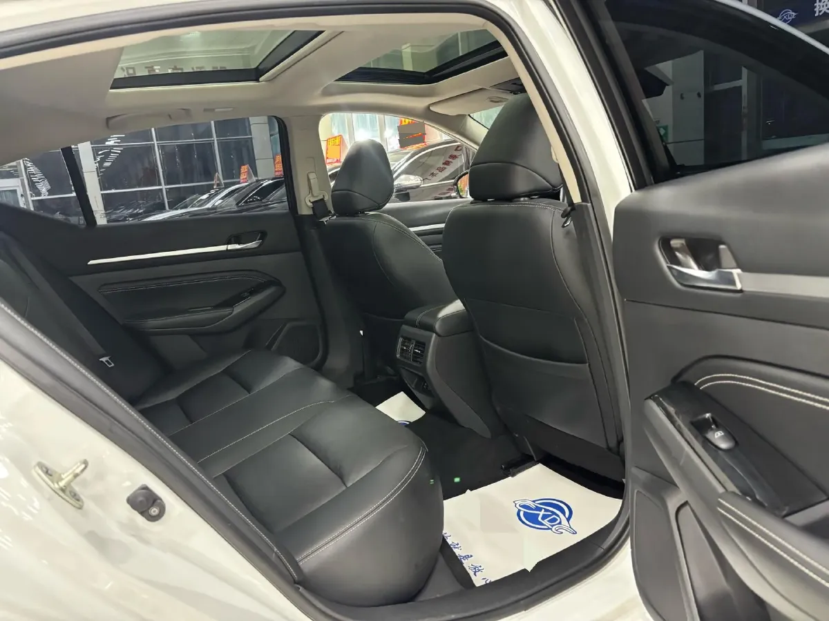 2022 Nissan Teana 2.0L 156HP L4 CVT,autocango,china used car exporter,china ev exporter,chinese used car exporter,chinese used ev exporter