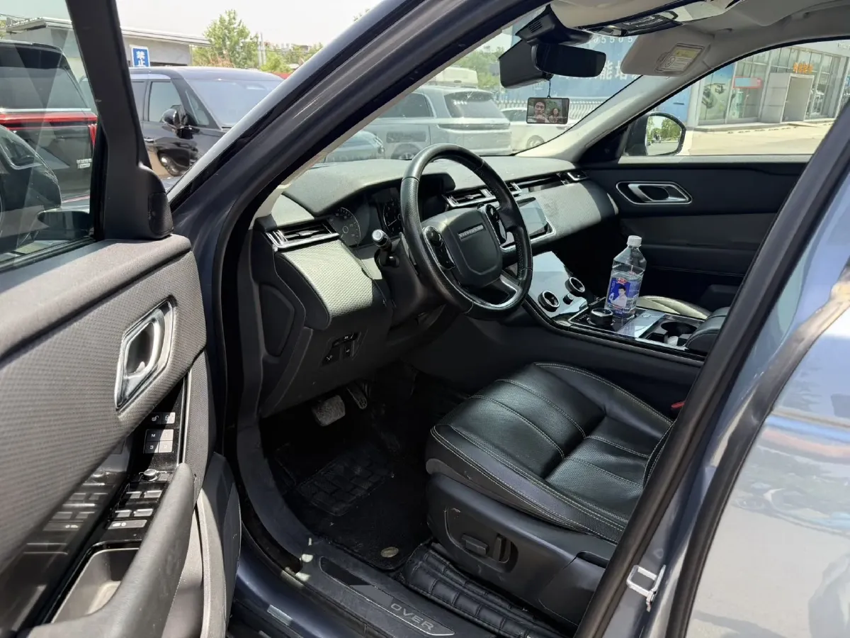 2018 Land Rover Range Rover Velar 2.0T 250HP L4 8AT,autocango,china used car exporter,china ev exporter,chinese used car exporter,chinese used ev exporter