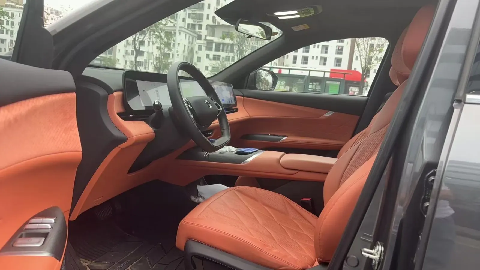2025 ChangAn CS75 Plus 1.5T 192HP L4 8AT,autocango,china used car exporter,china ev exporter,chinese used car exporter,chinese used ev exporter