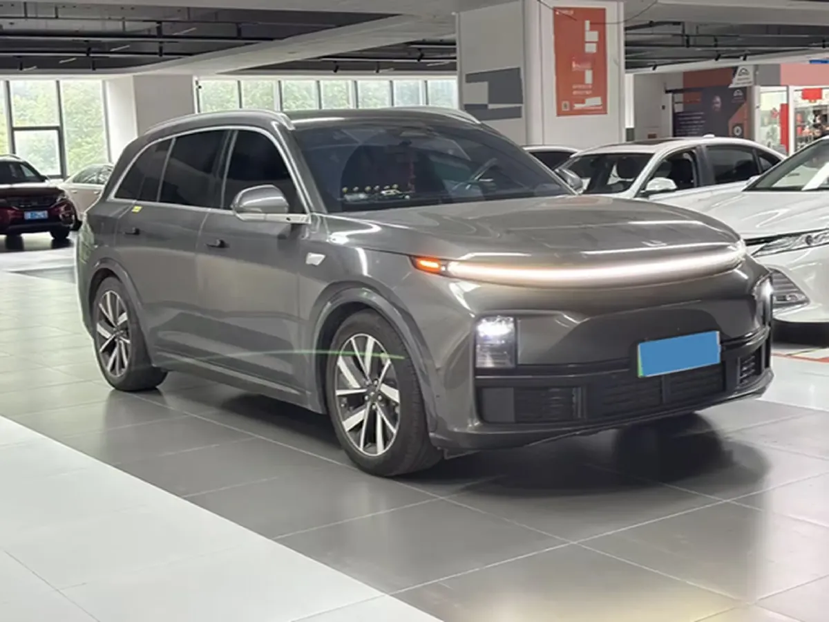 2023 Li L7 Range Extended 154HP REEV 40.9KWH,autocango,china used car exporter,china ev exporter,chinese used car exporter,chinese used ev exporter
