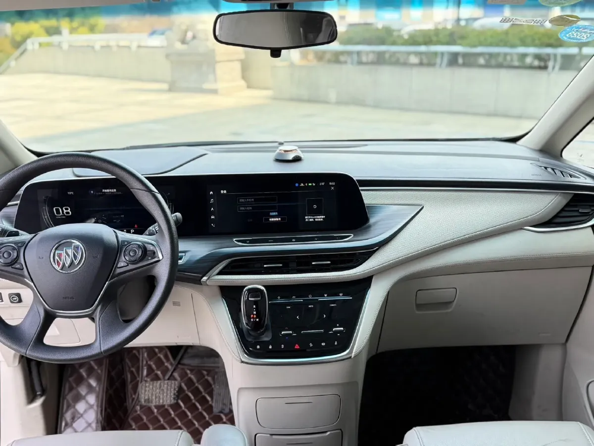2021 Buick GL8 2.0T 237HP L4 9AT,autocango,china used car exporter,china ev exporter,chinese used car exporter,chinese used ev exporter