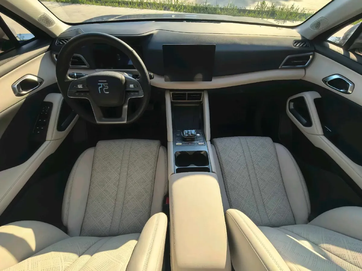 2024 BYD YuanUP BEV 45.12KWH,autocango,china used car exporter,china ev exporter,chinese used car exporter,chinese used ev exporter