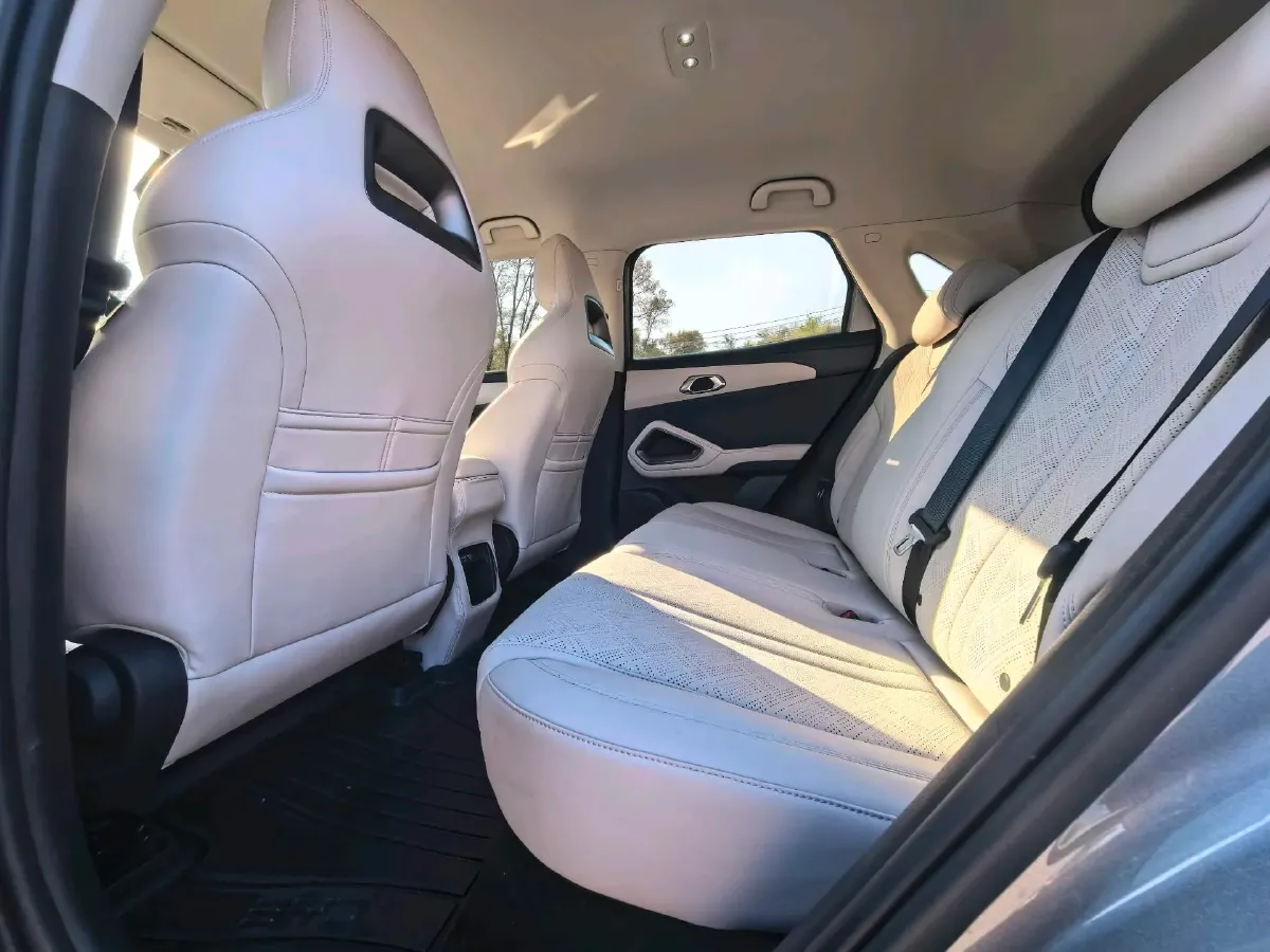 2024 BYD YuanUP BEV 45.12KWH,autocango,china used car exporter,china ev exporter,chinese used car exporter,chinese used ev exporter