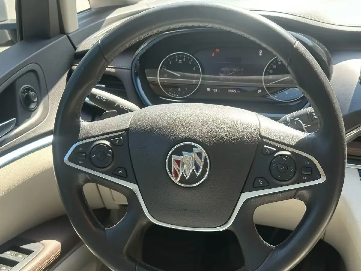 2022 Buick GL8 2.0T 237HP L4 9AT,autocango,china used car exporter,china ev exporter,chinese used car exporter,chinese used ev exporter