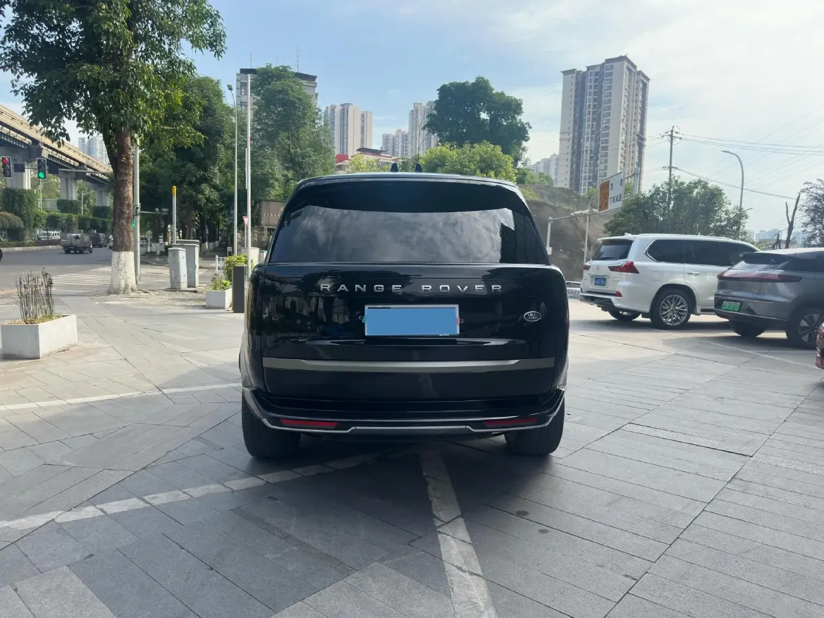 2025 Land Rover Range Rover 3.0T 400HP L6 8AT,autocango,china used car exporter,china ev exporter,chinese used car exporter,chinese used ev exporter