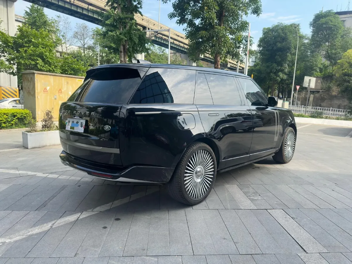 2025 Land Rover Range Rover 3.0T 400HP L6 8AT,autocango,china used car exporter,china ev exporter,chinese used car exporter,chinese used ev exporter