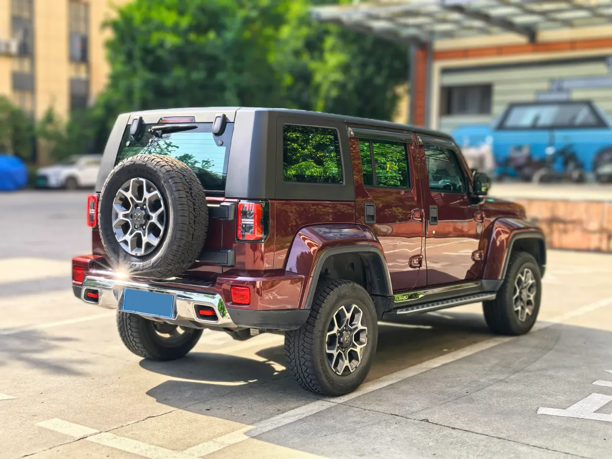 2018 Beijing BJ40 2.3T 250HP L4 6AT,autocango,china used car exporter,china ev exporter,chinese used car exporter,chinese used ev exporter