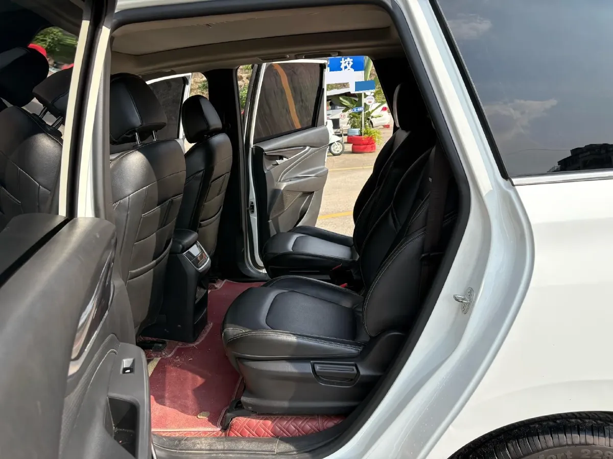 2021 MAXUS G50 1.5T 169HP L4 7DCT,autocango,china used car exporter,china ev exporter,chinese used car exporter,chinese used ev exporter