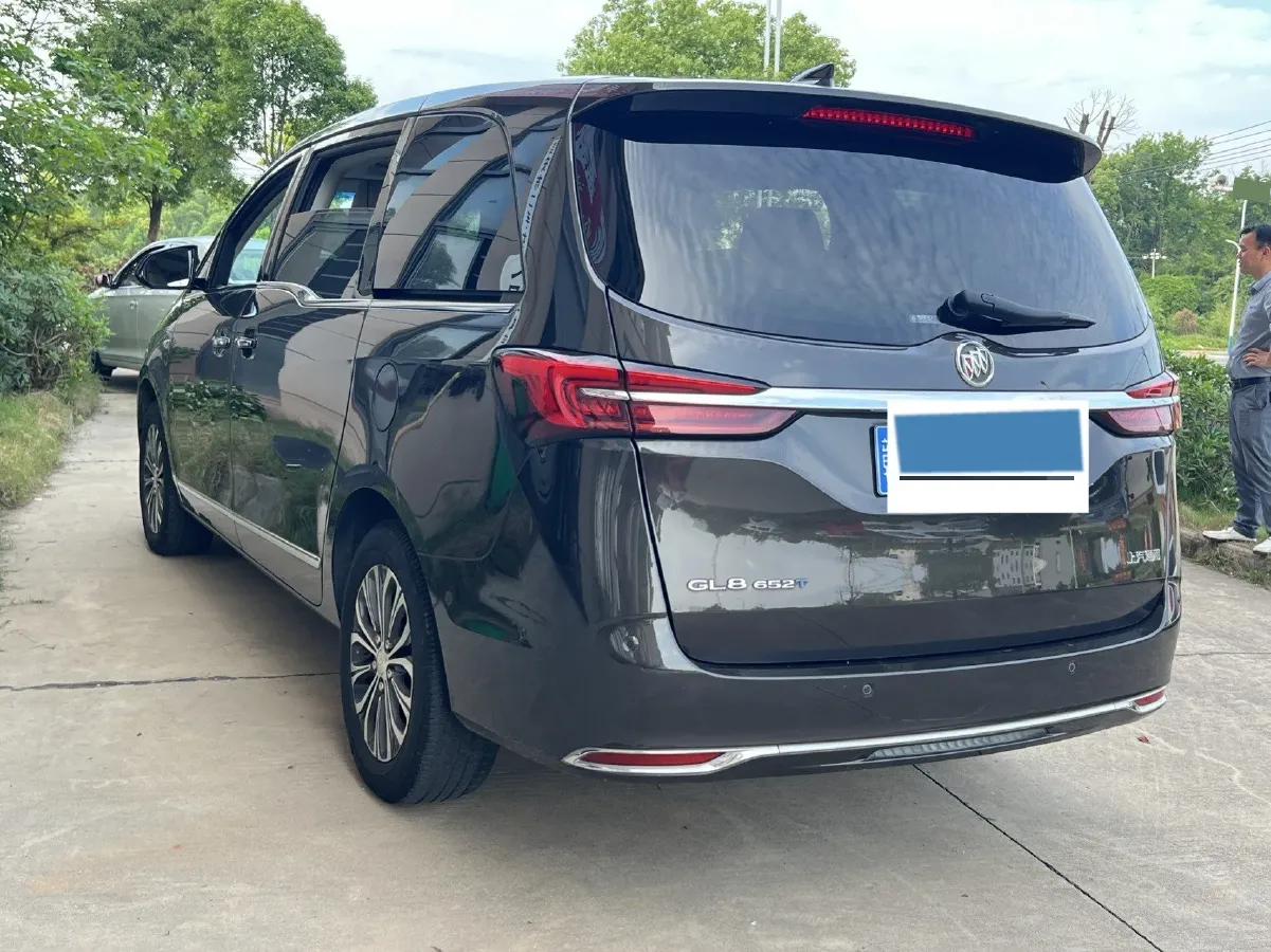 2022 Buick GL8 2.0T 237HP L4 9AT,autocango,china used car exporter,china ev exporter,chinese used car exporter,chinese used ev exporter