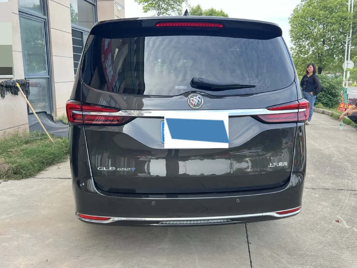 2022 Buick GL8 2.0T 237HP L4 9AT,autocango,china used car exporter,china ev exporter,chinese used car exporter,chinese used ev exporter