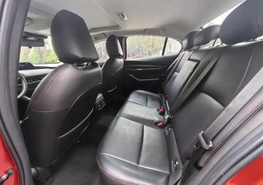 2021 Mazda 3 Axela 2.0L 158HP L4 6AT,autocango,china used car exporter,china ev exporter,chinese used car exporter,chinese used ev exporter