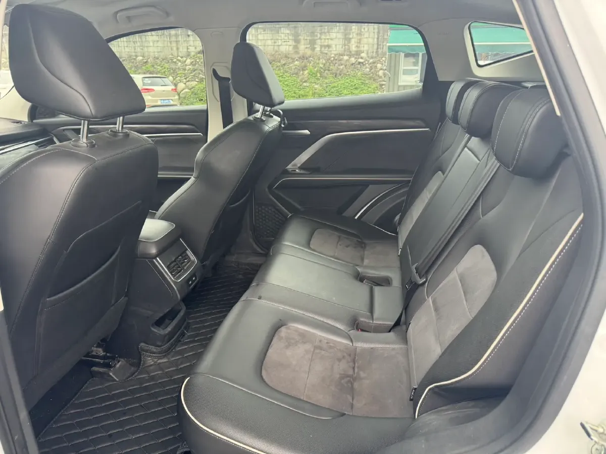 2021 Haval H6 1.5T 169HP L4 7DCT,autocango,china used car exporter,china ev exporter,chinese used car exporter,chinese used ev exporter