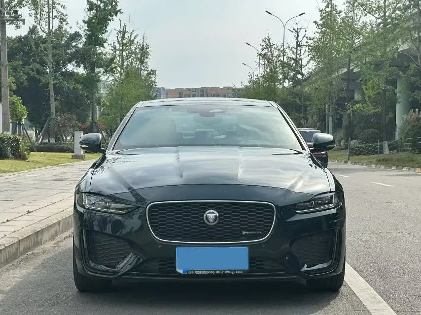2021 Jaguar XEL 2.0T 250HP L4 8AT,autocango,china used car exporter,china ev exporter,chinese used car exporter,chinese used ev exporter