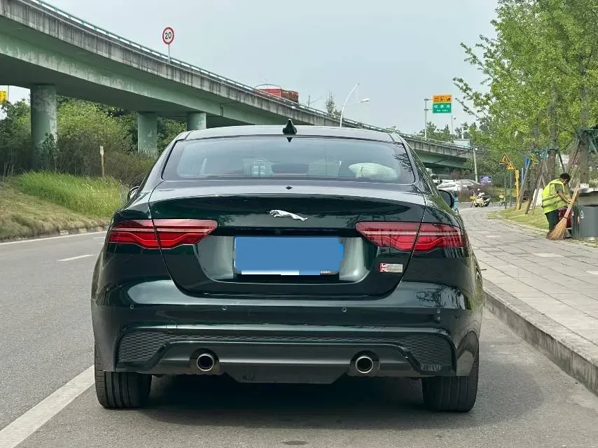 2021 Jaguar XEL 2.0T 250HP L4 8AT,autocango,china used car exporter,china ev exporter,chinese used car exporter,chinese used ev exporter