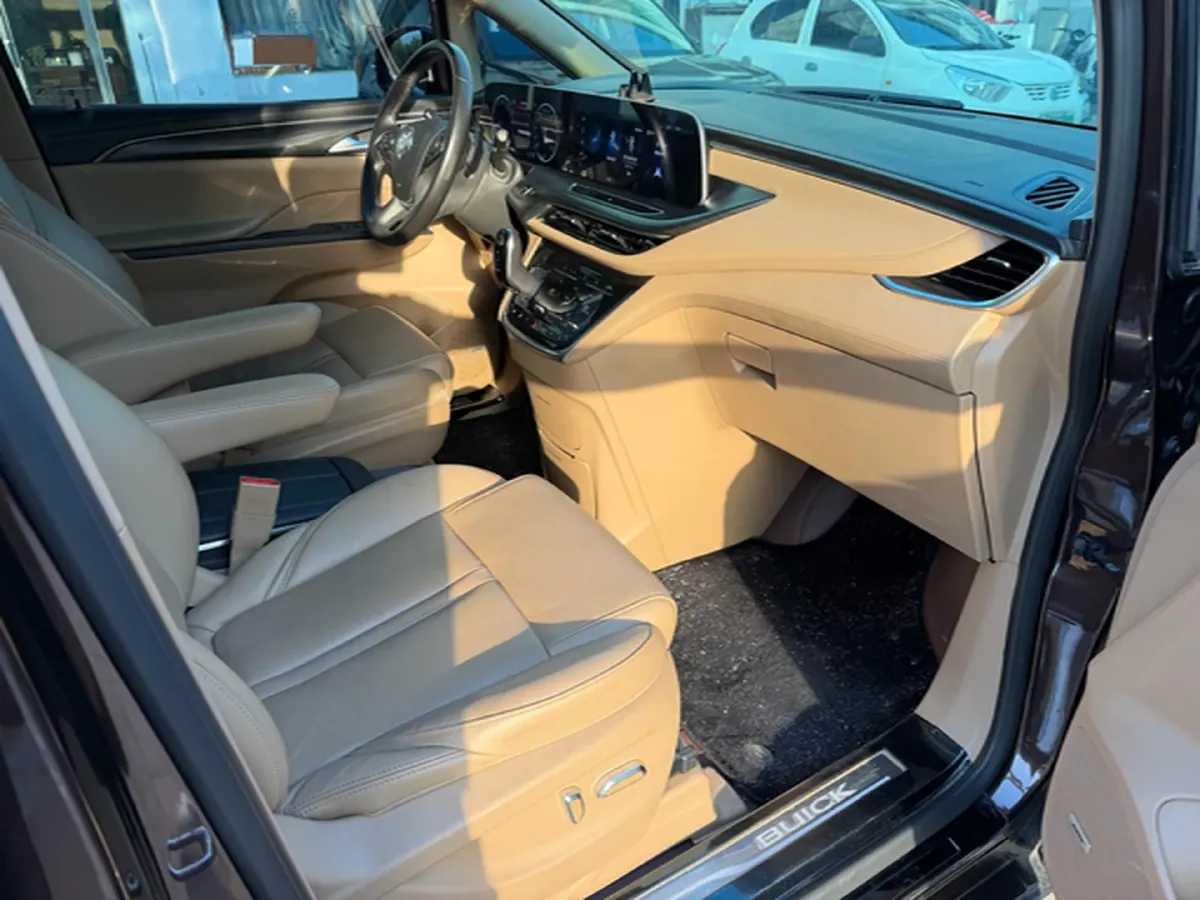2021 Buick GL8 2.0T 237HP L4 9AT,autocango,china used car exporter,china ev exporter,chinese used car exporter,chinese used ev exporter