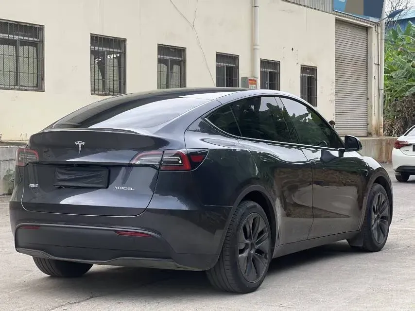 2024 Tesla Model Y BEV 78.4KWH,autocango,china used car exporter,china ev exporter,chinese used car exporter,chinese used ev exporter