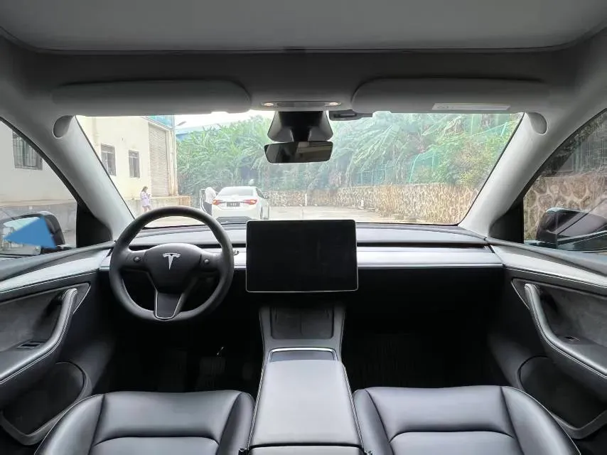 2024 Tesla Model Y BEV 78.4KWH,autocango,china used car exporter,china ev exporter,chinese used car exporter,chinese used ev exporter