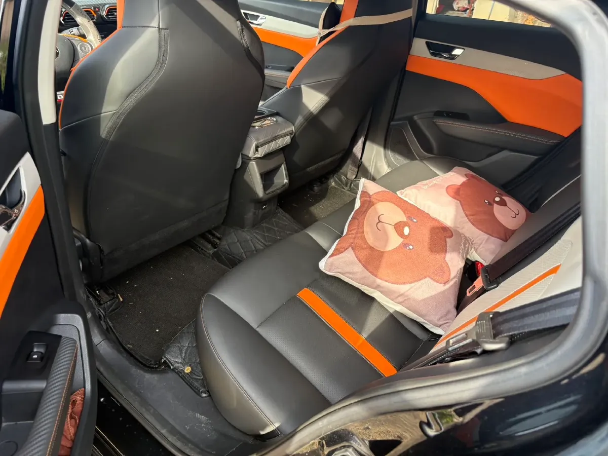 2023 DongFeng Aeolus YiXuan 1.5L 125HP L4 6DCT,autocango,china used car exporter,china ev exporter,chinese used car exporter,chinese used ev exporter