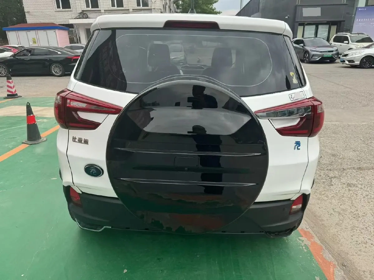 2018 BYD Yuan BEV 42KWH,autocango,china used car exporter,china ev exporter,chinese used car exporter,chinese used ev exporter