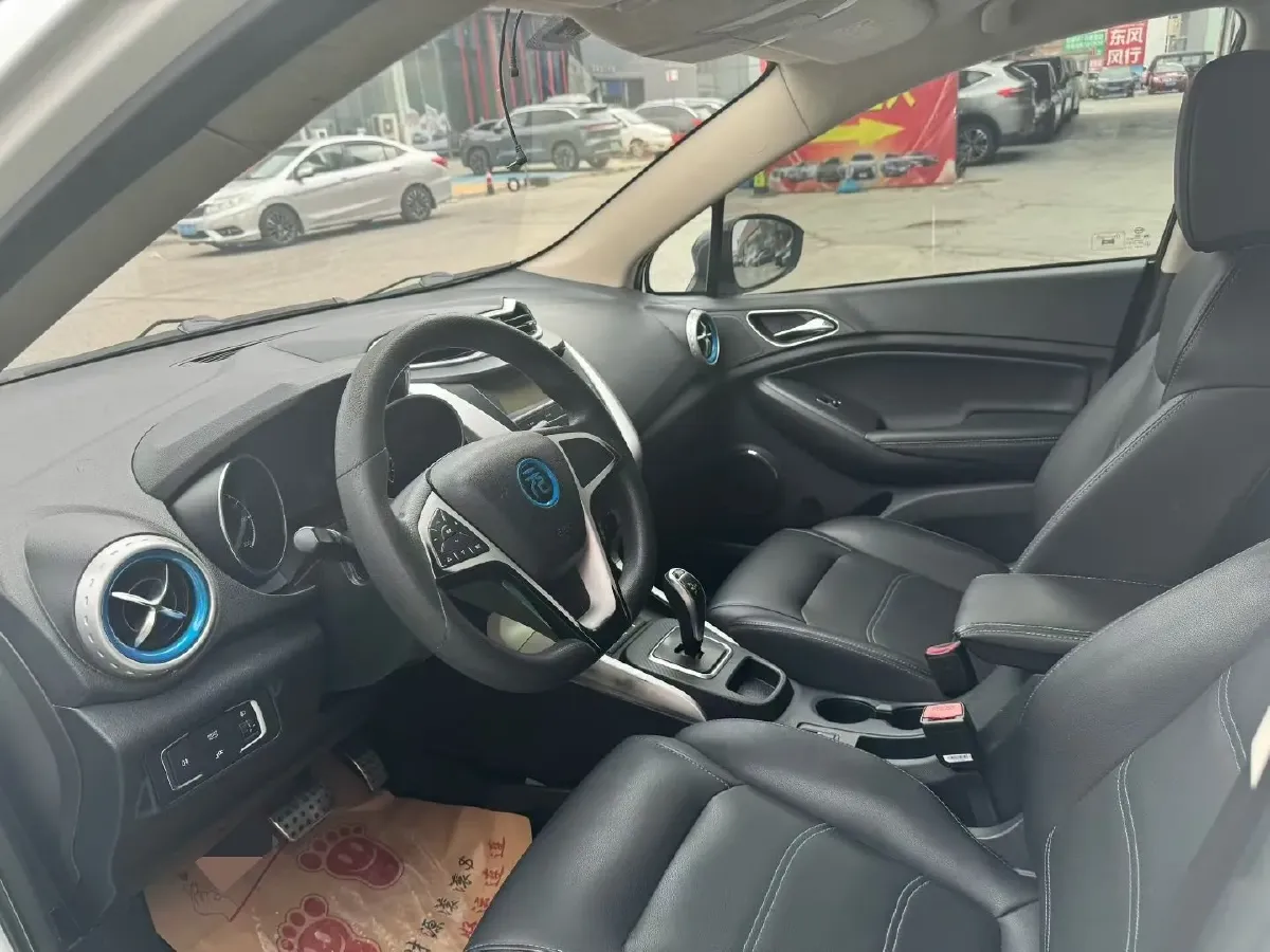 2018 BYD Yuan BEV 42KWH,autocango,china used car exporter,china ev exporter,chinese used car exporter,chinese used ev exporter
