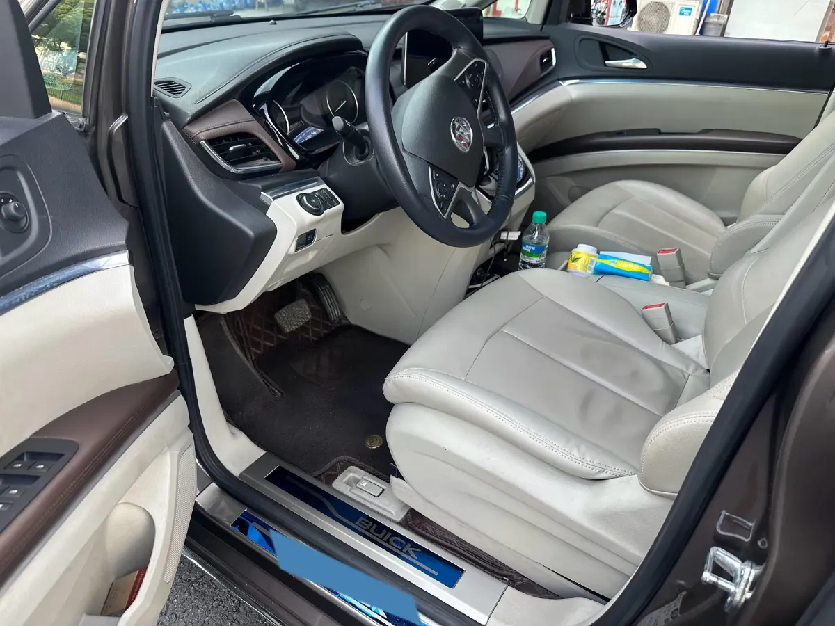 2023 Buick GL8 2.0T 237HP L4 9AT,autocango,china used car exporter,china ev exporter,chinese used car exporter,chinese used ev exporter